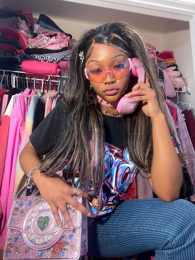 kitsch giv mig en ringetelefontaske lyserød tilbehør FT2T22208 Kvinder Betsey Johnson