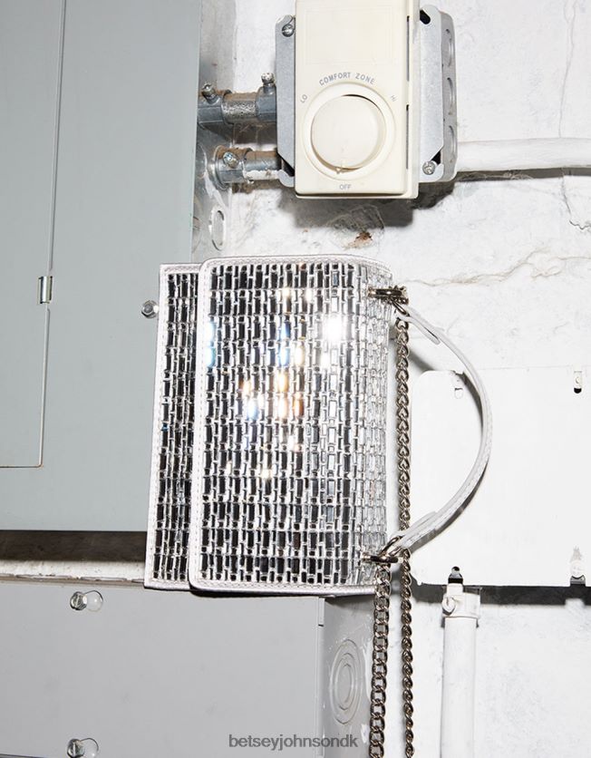 shine på cabriolet klaptaske elfenben tilbehør FT2T22242 Kvinder Betsey Johnson